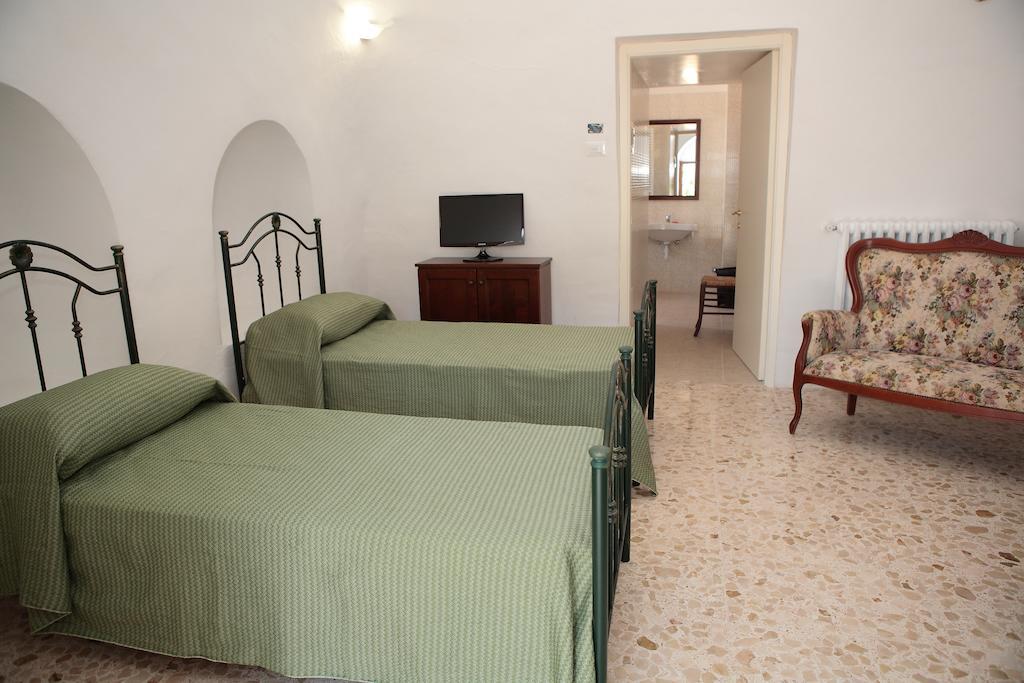 Agriturismo Masseria Casedde Vecchie Vila Martina Franca Quarto foto